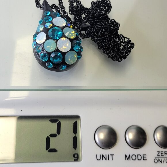 Blue Crystal Necklace with Earrings - Picture 14 of 16